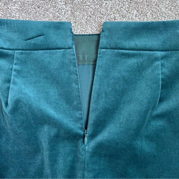 J.Crew Re-Imagined Emerald Green Cotton Stretch Velvet Mini Skirt Size 0 Zip - Picture 8 of 8